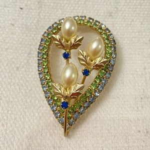 Vintage Beautiful Classic Mid-Century Pearl Rhinestone Leaf Pin Brooch